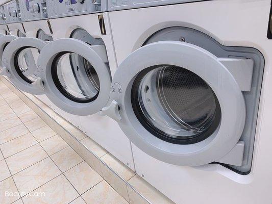 DZLE Laundromat