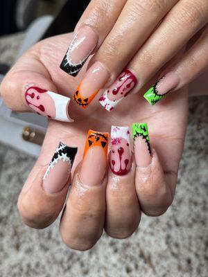 La Jolie Nails And Spa