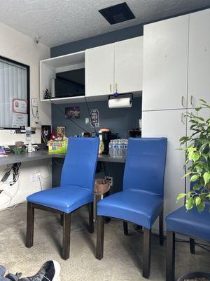 Cozy place with some snacks while you wait