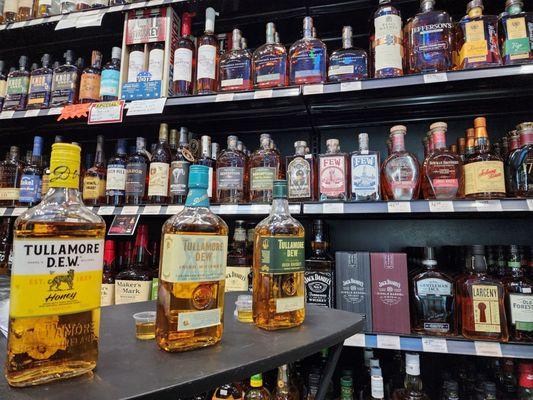 Towne Wine and liquor