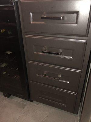 Built one drawer different and stole my pull.