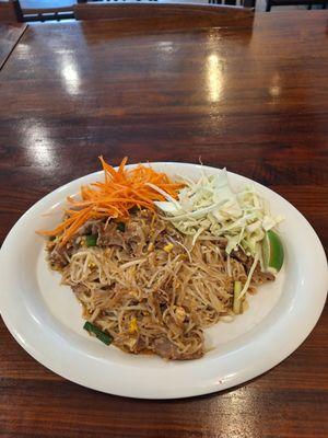 Pad Thai with Beef