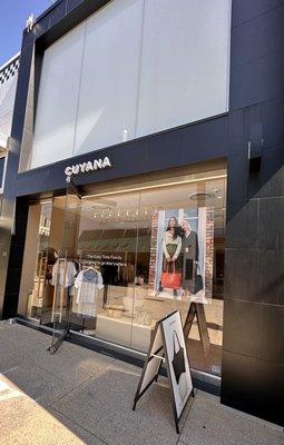 Get ready for some eye candy and soft luxurious leather goods.