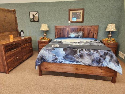 Benchley's Amish Furniture & Gifts