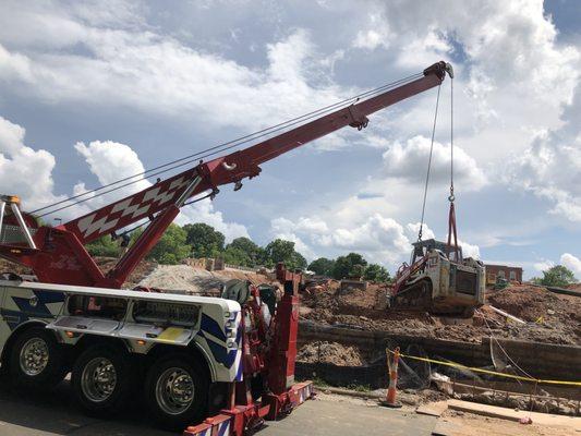 Lee's 24 Hour Towing