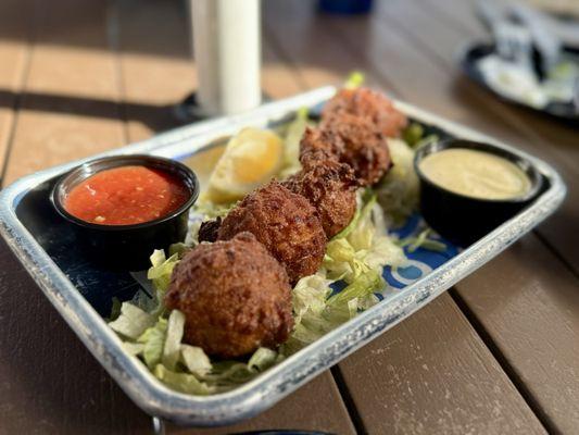 Lucky Fish Beach Bar & Grill