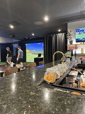 Bogey’s Indoor Golf