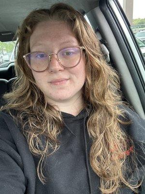 Shaggy layers in thick blonde hair