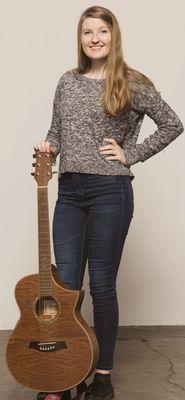 Voice Coach in Nashville, TN.
Singing lessons near me; piano and guitar lessons.
Learn more www.thesongspot.us/-meet-dana