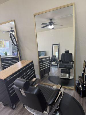 Motion Cuts Barbershop