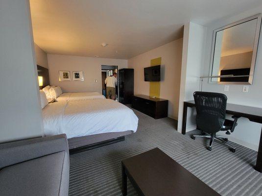 Holiday Inn Express & Suites Tahlequah