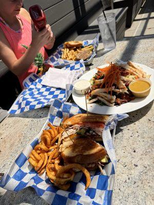 Spectators Sports Bar & Grill