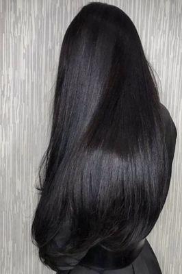 Today she washed, deep conditioned, trimmed and blow dried my hair photo credit: Maria