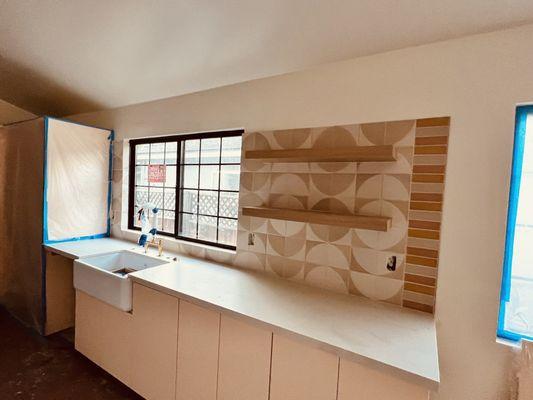 Kitchen backsplash