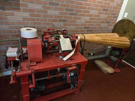 Taffy maker