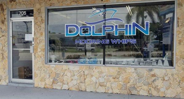 Dolphin Mooring Whips