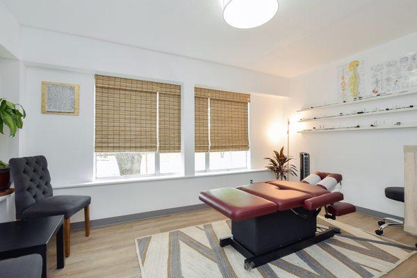 One of our functional wellness rooms and adjustment table for chiropractic services