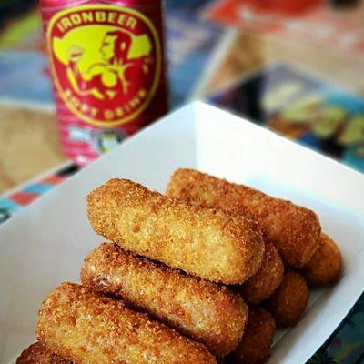 Ham croquetas & Iron Beer.