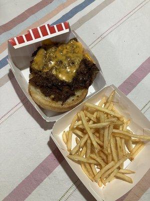 Freddy's Frozen Custard & Steakburgers