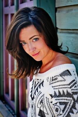 Women's and Men's Hair Styles, Hair Cutting, Coloring, Highlights, Brazilian Blowouts, Perms, Updo's and Styling