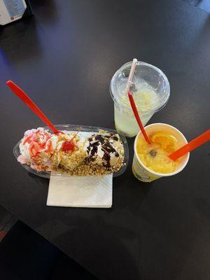 Love LOVE! This is the old ice cream shop from the Indio Mall. Lemonade with 2 saladitos, orange slush and banana split!