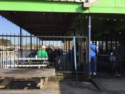 Sunday Funday's on da river, Cher!