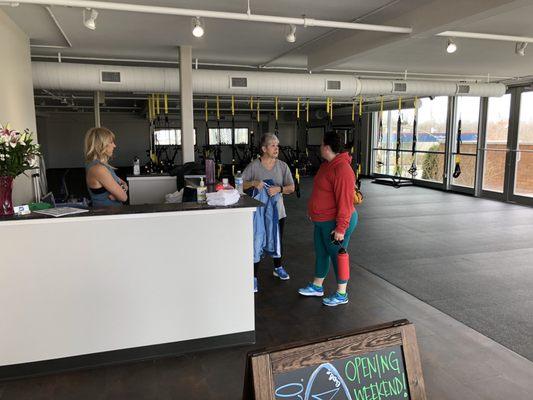 What an awesome, open and bright space.