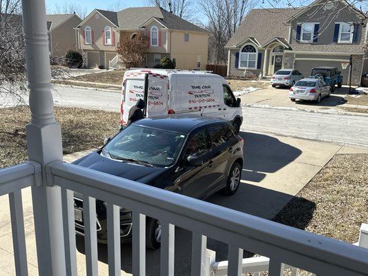 Perry is changing break pads.