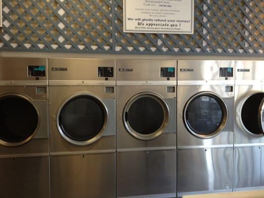Out of 15 dryers 7 are broke, and a total of 23 machines out of 43 are broken!!!