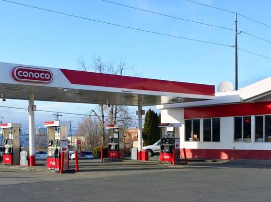 Divine's Auto Center