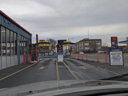 Golden Nozzle Car Wash