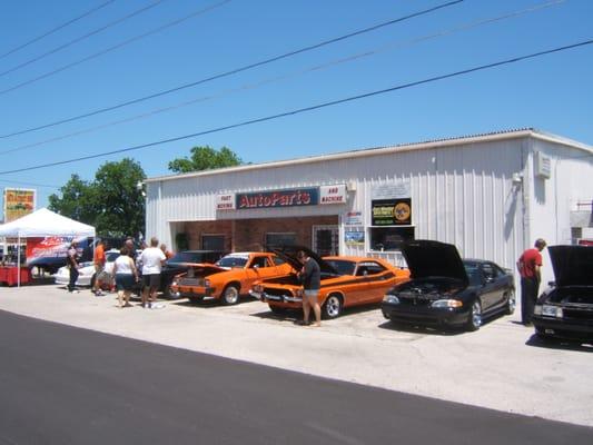 Fast Moving Auto Parts and Machine