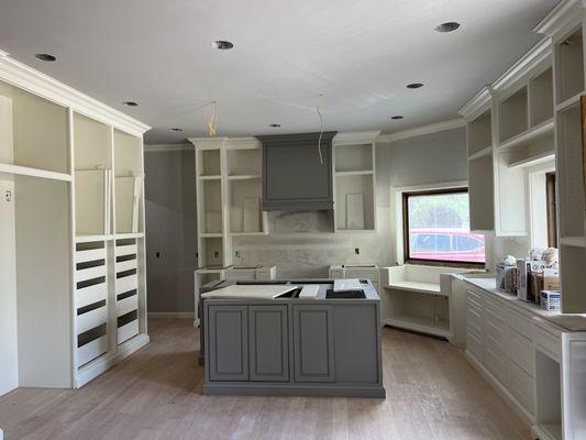 Distinctive Painting & Renovations