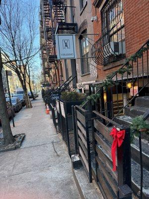 Outside sign as place in basement