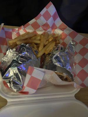 Cheese steak w/ fries