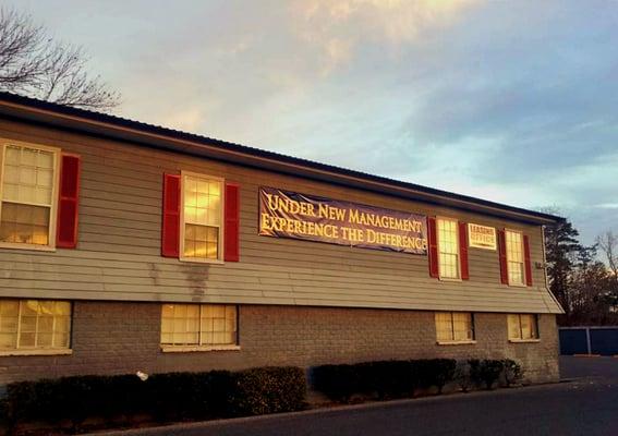 Las Palmas Apartments