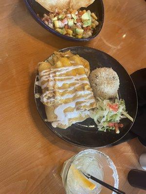 Mango shrimp ceviche (left/top of pic), green chicken enchiladas, Agua Rusa Fuego drink (sugar rim instead of tajin)