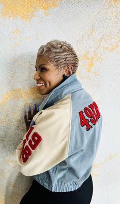 Short color pixie cut!