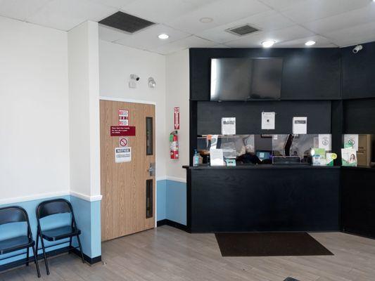 Metro Smiles - Pilsen Dental Group