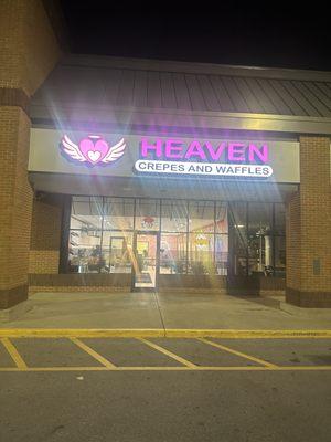 Heaven crepes and waffles