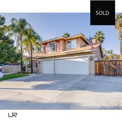 Lesley Roberts - Signature Real Estate Group