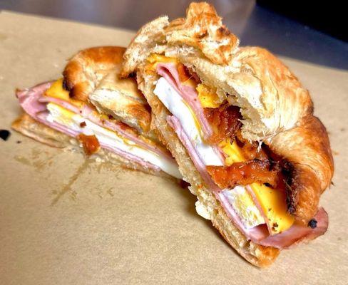 Irresistible Sandwich with bacon, ham, egg, cheese and special sweet sauce. DELICIOUS!