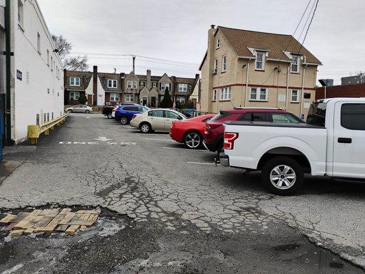 plenty of street and side parking