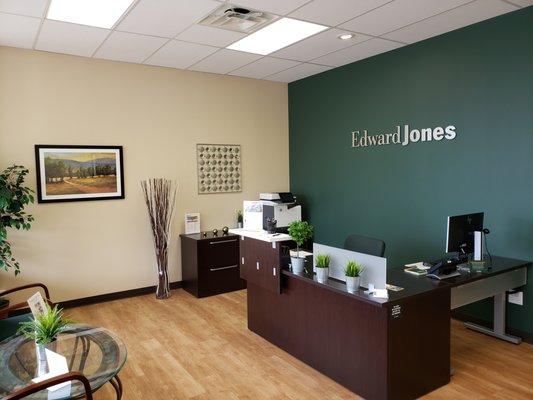 Edward Jones - Financial Advisor : Troy Ackman