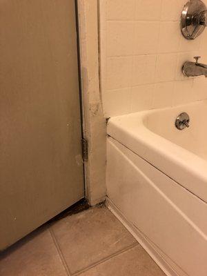 This was their "fix". Spackle job that also started coming apart.