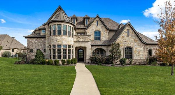 904 Reflection Court
Heath, TX 75032
Link below:
https://904reflection.ebby.com/