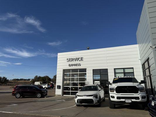 Kia of Dodge City Service