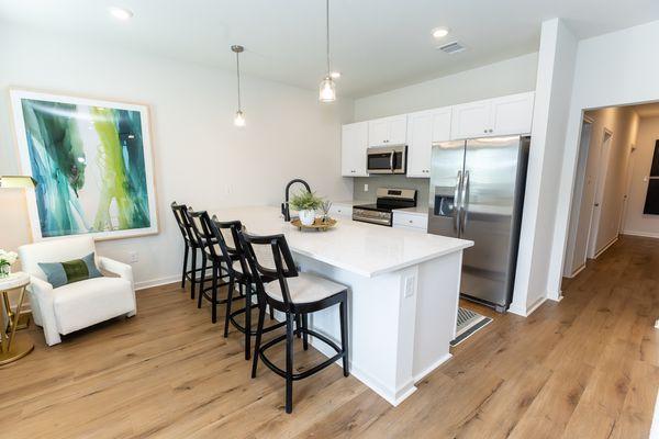 Open floorplan kitchens