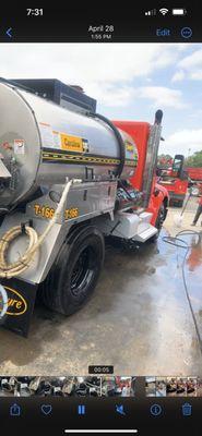 Feather Trail Detailing