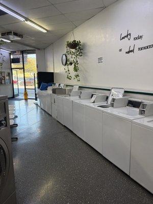 Eagle Rock Coin Laundry